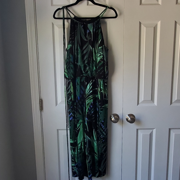 London Times Jungle Palm Cropped Jumpsuit - 12 - Picture 14 of 15
